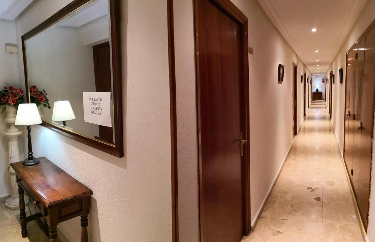 Hostal Madrid I Толедо Екстер'єр фото
